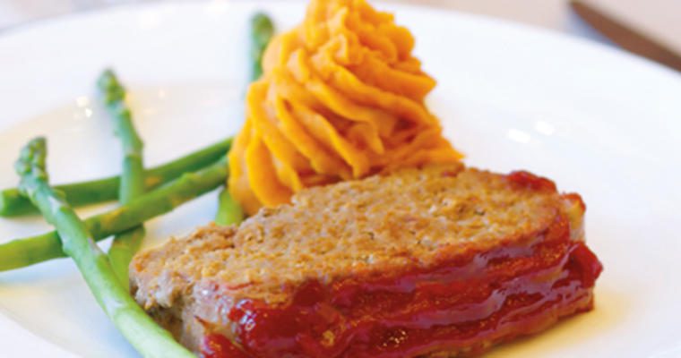 Meatloaf and asparagus